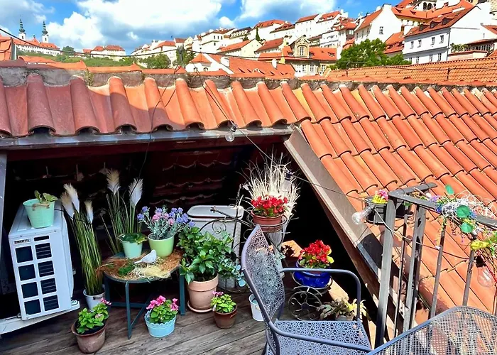 Mala Strana -piece And Quiet Praha