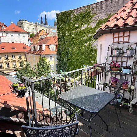 Apartment Mala Strana -piece And Quiet