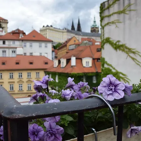 Mala Strana -piece And Quiet Apartment Prague